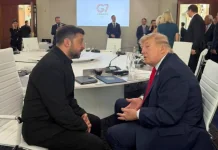 Президент України Володимир Зеленський та президент США Дональд Трамп під час переговорів на саміті G7 у Франції