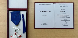 Ukrainian ambassador returns award following Zelenskyy’s stripping of the order Vasyl Bodnar is returning his award in response to Poland’s decision regarding Zelenskyy.