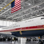 Trump unveiled a new Boeing 747 presidential aircraft from Qatar