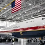 Трамп презентував новий президентський літак Boeing 747 від Катару