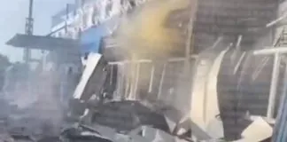 Пожежа на харчовому підприємстві у Броварському районі після російської атаки дронів.