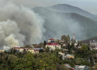 Україна завдала рекордних ударів по нафтопереробці Росії Нафтопереробний завод у Росії після атаки дронів, травень 2026 року