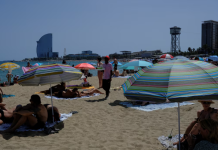 Спека в Європі: температура до +40°C, червоні попередження та скасування потягів.
