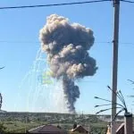 Паніка у Бєлгороді: серія потужних вибухів струсонула місто