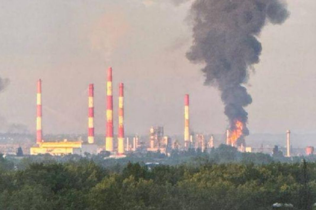 Військовий завод «ВНДІР-Прогрес» у Чебоксарах після ракетного удару Сил оборони України.