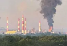 Українські Сили оборони завдали ракетних ударів по військовому заводу в Чебоксарах Військовий завод «ВНДІР-Прогрес» у Чебоксарах після ракетного удару Сил оборони України.