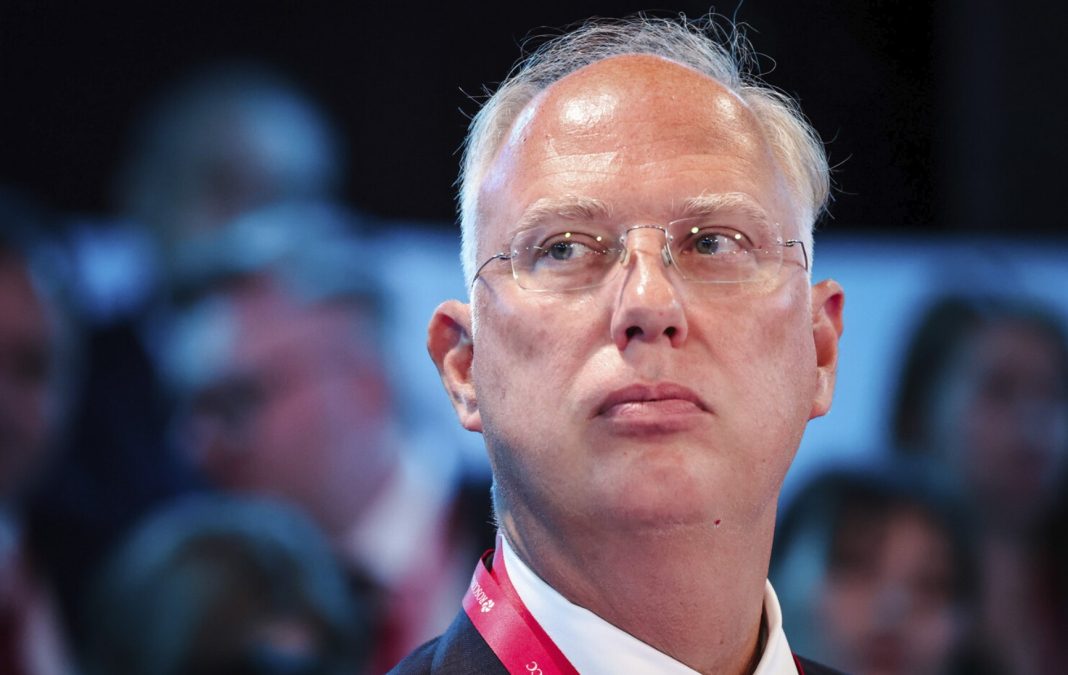 Kirill Dmitriev publishes an appeal to aliens to help in the resignation of Keir Starmer