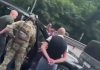 ДБР взялося за Борисова: авто ексвійськкома зупинили на виїзді зі столиці Правоохоронці ДБР проводять обшук в автомобілі екскерівника військкомату Борисова під Києвом.
