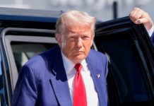 Дональд Трамп пригрозив ударами по Ірану.