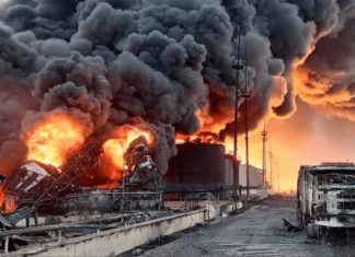 Пожежа на російському нафтопереробному об’єкті після атаки безпілотників