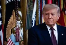 США тимчасово послабили санкції проти Ірану після мирних переговорів Президент США Дональд Трамп під час прес-конференції про санкції проти Ірану.
