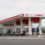 Паливна криза охопила вже половину Росії