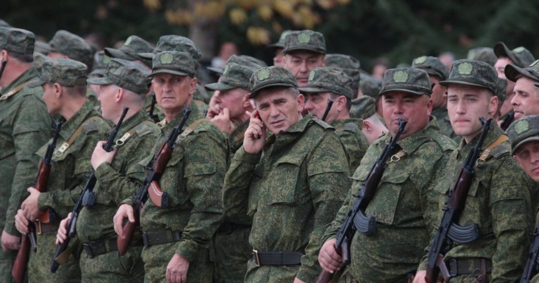 Mobilisation in Russia: recruits at a training ground