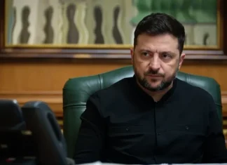 Володимир Зеленський під час прес-конференції про ретранслятори в Білорусі