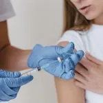 Прорив у медицині: створено універсальну вакцину за допомогою ШІ