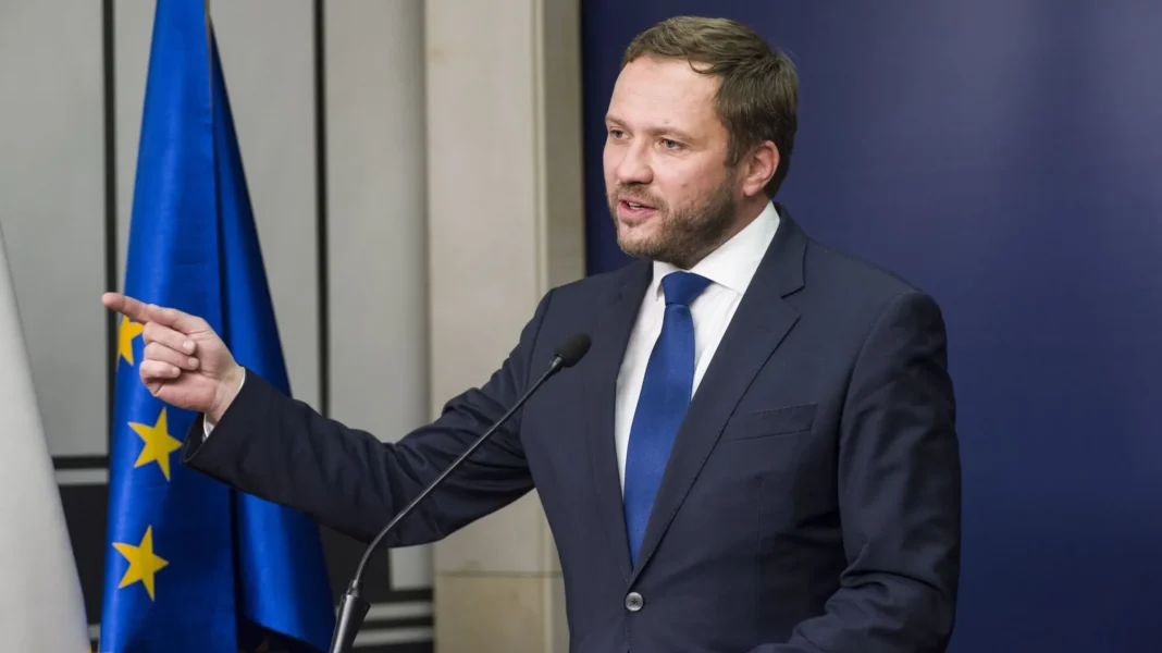 gettyimages-2003717750-scaled Estonian Foreign Minister Tsahkna condemned Russia's attack on Ukraine.