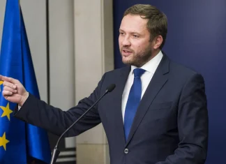 Європейські міністри різко відреагували на нічний обстріл України очільник МЗС Естонії Цахкна засудив удар РФ по Україні.