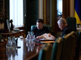 Зеленський заявив про загрозу російських ударів по українських оборонних підприємствах Президент Володимир Зеленський під час виступу про загрози для оборонних підприємств України.