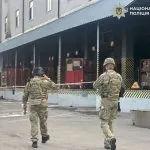 У Києві на поштовому терміналі стався вибух: є загиблий та поранені