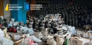 Вилучені запчастини до бронетехніки у справі про масштабне розкрадання на Харківщині