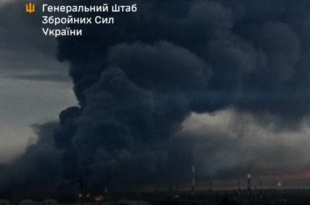 A fire broke out at the Afipsky oil refinery following an attack by Ukrainian defence forces.