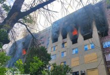 Пожежа в житловому будинку в Донеччині після атаки російських безпілотників