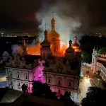 Масована атака на Київ: пожежі, руйнування та десятки врятованих людей