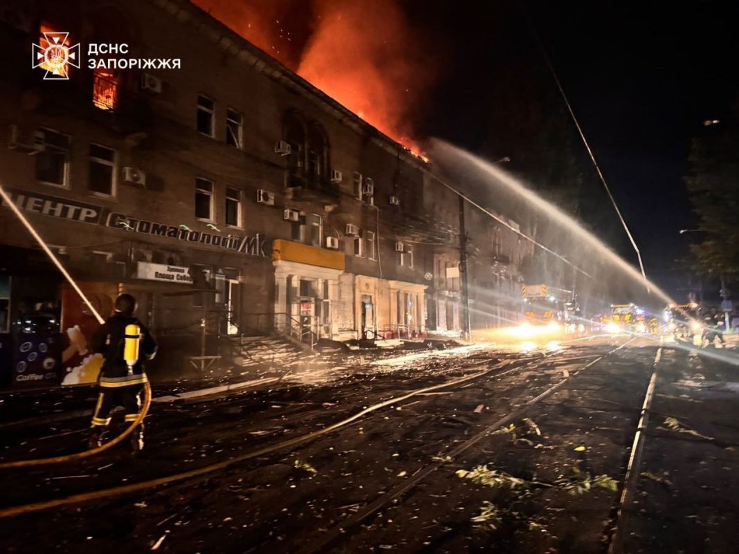 photo_17 June 2026_07-06-49 Fire in a three-storey residential block in Zaporizhzhia following a drone attack overnight