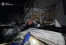 Внаслідок нічного обстрілу Запоріжжя постраждали двоє людей та горіла АЗС Наслідки обстрілу Запоріжжя 19 червня 2026 року