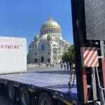 Кронштадт готується до атак: місто встановлює укриття від БпЛА