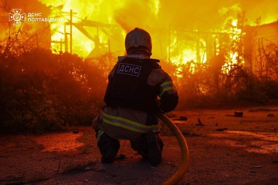 A fire at a factory in the Poltava region following Russian shelling. A fire at a factory in the Poltava region following Russian shelling.