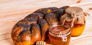 Honey Spas 2026: honey, poppy seed bread and traditional treats for the Makoviya festival