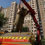 У Києві ракета впала біля багатоповерхівки: наслідки атаки
