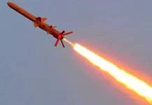 Зеленський повідомив про близькість України до створення балістичних ракет Українська балістична ракета в небі