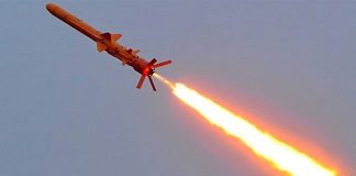 Зеленський повідомив про близькість України до створення балістичних ракет Українська балістична ракета в небі