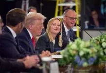 Трамп образив прем’єрку Мелоні, що загрожує італійсько-американським відносинам Трамп образив прем'єрку Мелоні, що викликало дипломатичний скандал.