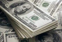 The US dollar is strengthening against a backdrop of rising investment in 2026.