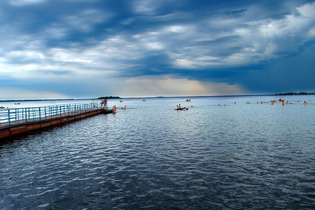 The Shatsk Lakes are a popular destination for outdoor holidays in Ukraine. The Shatsk Lakes are a popular destination for outdoor holidays in Ukraine.