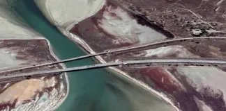 Чонгарський міст знищено: Росія втратила головний шлях до Криму Зруйнований Чонгарський міст після ударів українських військових на півдні України.