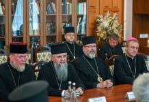 The Ukrainian Greek Catholic Church has called for the Orthodox Church of Ukraine to be admitted to the World Council of Churches Representatives of Ukrainian churches at a meeting with a delegation from the World Council of Churches in Kyiv