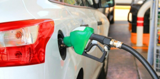 Fuel prices are rising in Ukraine: diesel at petrol stations has reached nearly 90 UAH A car being refuelled