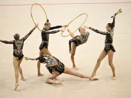 Хорватія заборонила символіку РФ і Білорусі на гімнастичному чемпіонаті імнастки виконують групову вправу з обручами