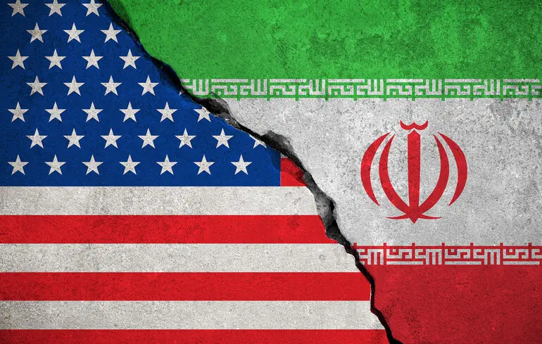 3_main Прапори США та Ірану на тлі загострення конфлікту між країнами
