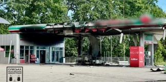 Sumy Oblast is streamlining the launch of mobile petrol stations due to threats from Russia A petrol station in the Sumy region during Russian shelling.