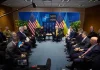 Володимир Зеленський і Дональд Трамп під час переговорів