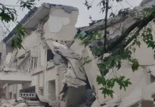 Зруйнований житловий будинок після російського обстрілу Херсонщини.