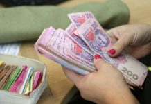 Кабмін підвищить оклади працівникам культури з 2027 року Оклади рацівників закладів культури