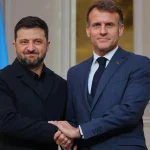 Зеленський прибув до Парижа для участі у зустрічі лідерів коаліції рішучих