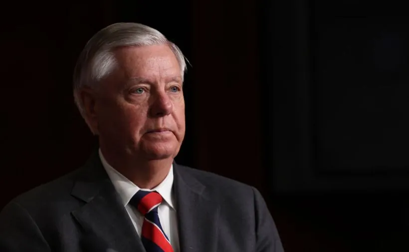 Ліндсі Грем Помер Ліндсі Грем, сенатор США