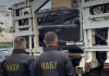 НАБУ і САП заявили про схему на понад 150 млн грн у Нацгвардії Працівники НАБУ під час слідчих дій у справі про закупівлі Нацгвардії